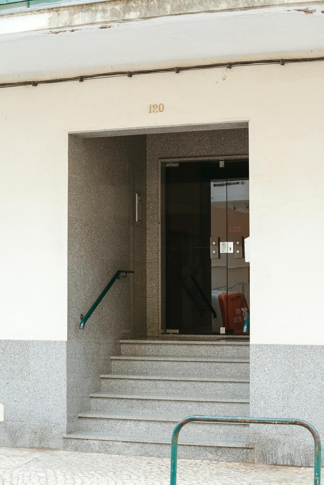 Apartamento Cristina - Proximo Da Praia Armação de Pêra Exteriör bild